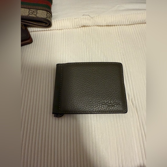 Green Coach Slim Money Clip Billfold Wallet - Picture 4 of 5